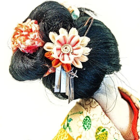 Vintage 10” Kneeling Geisha Japanese Doll - Picture 10 of 14